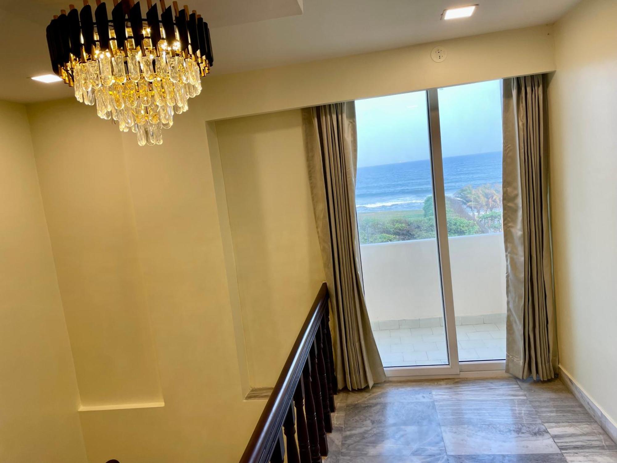 Ocean'S Edge Apartment Визакхапатнам Екстериор снимка