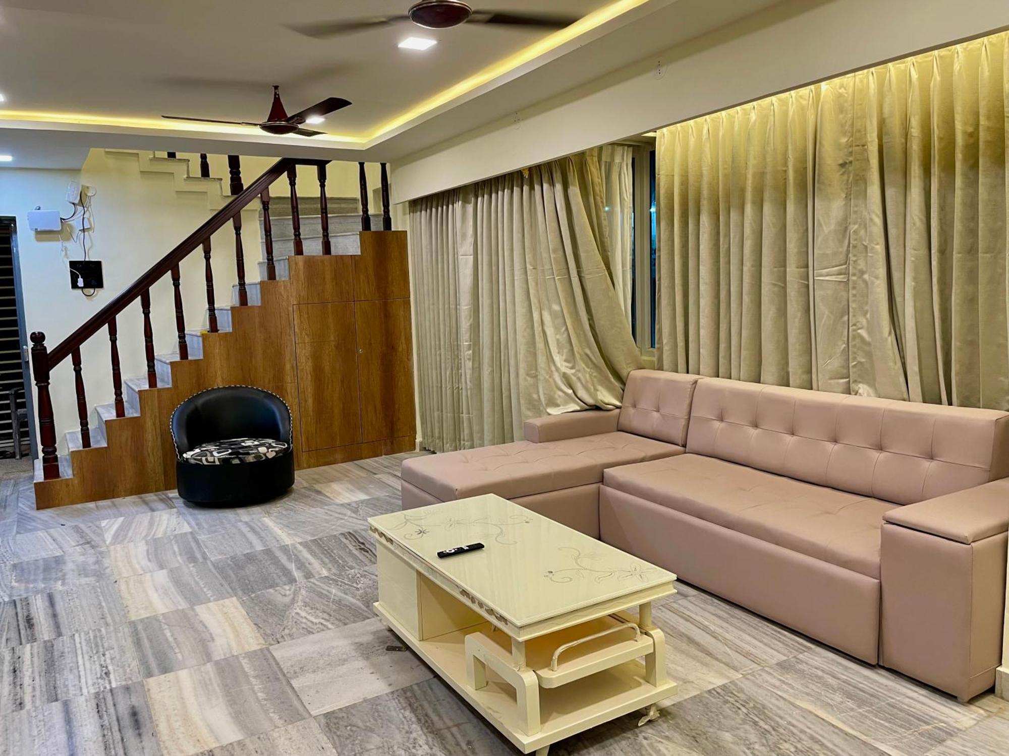Ocean'S Edge Apartment Визакхапатнам Екстериор снимка